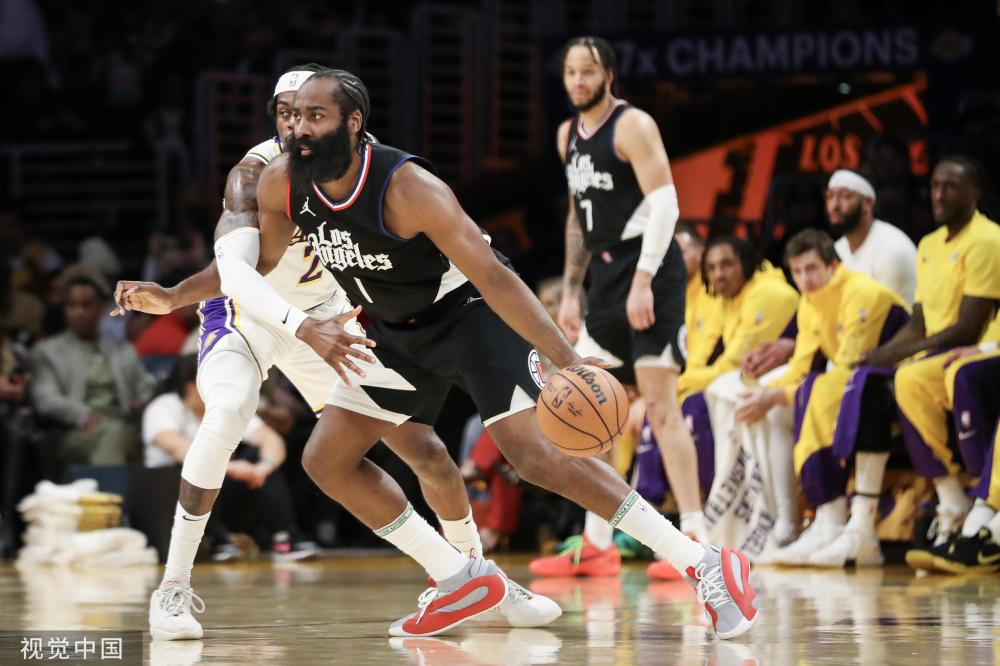 这位崭露头 这位崭露头