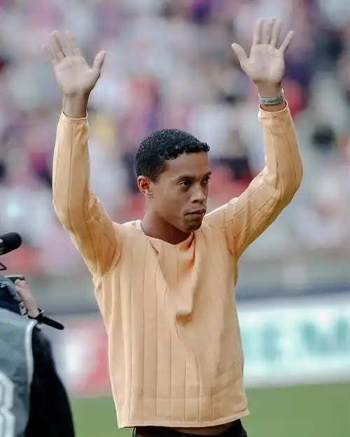 只被擊出幾 只被擊出幾